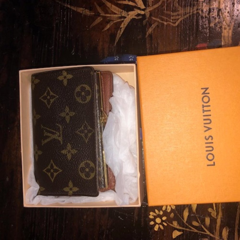 Louis Vuitton Vintage Preloved Wallet